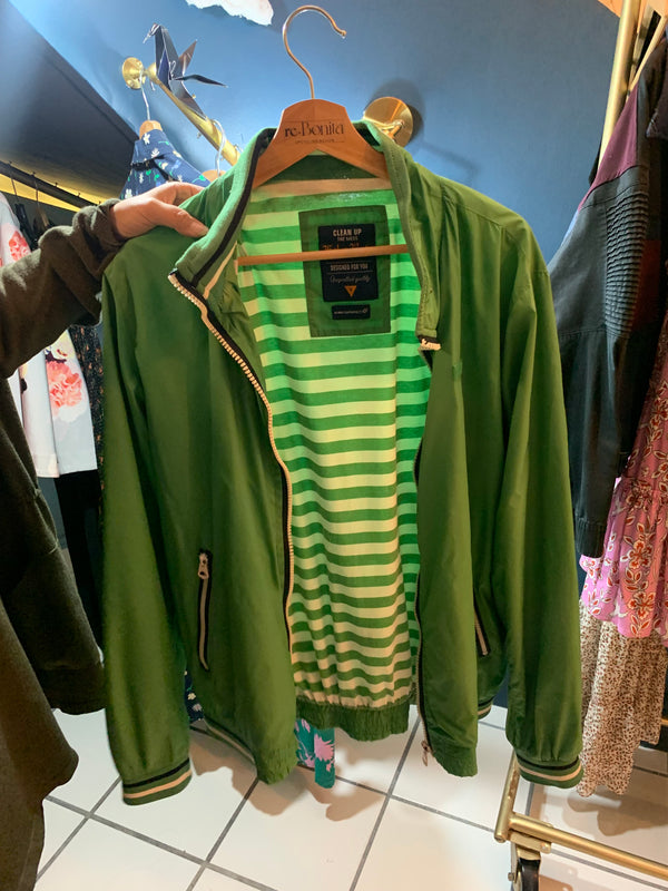 Chamarra verde
