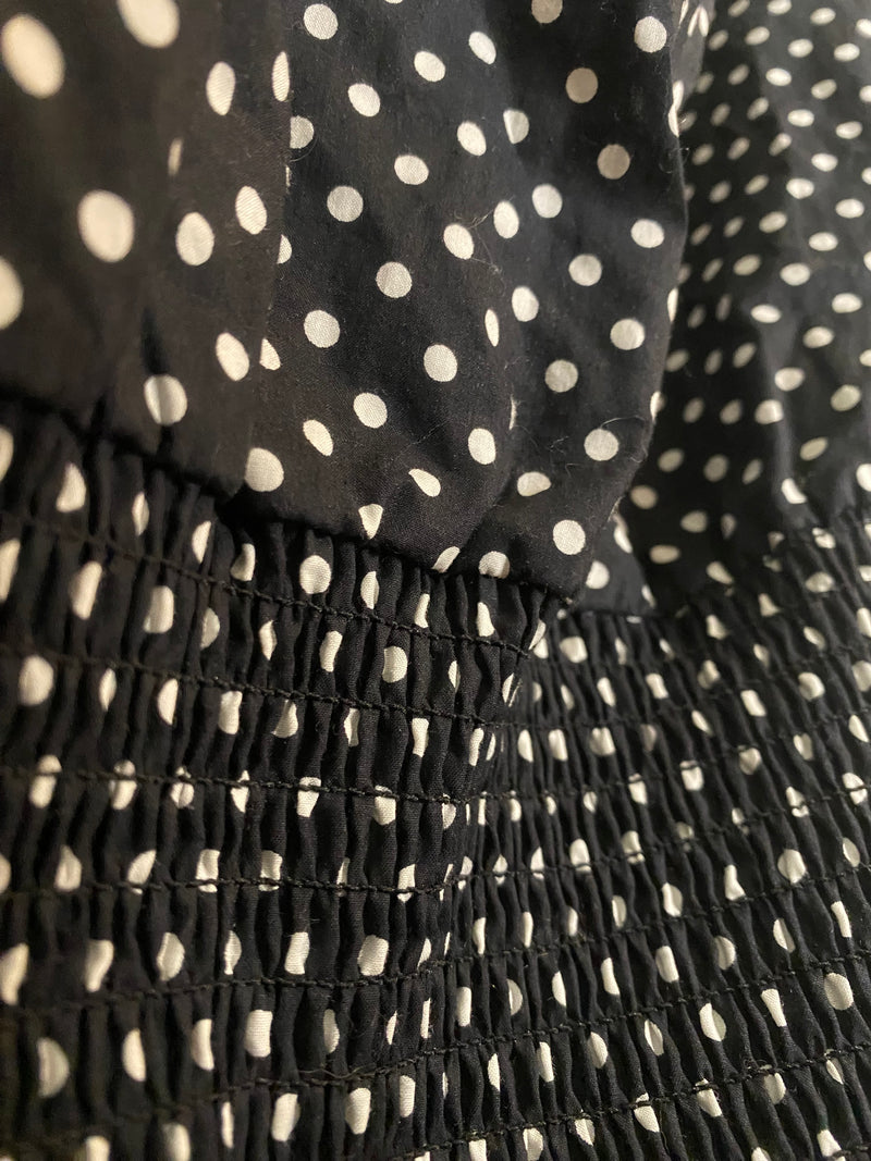 Second Hand - Vestido Negro con Puntos