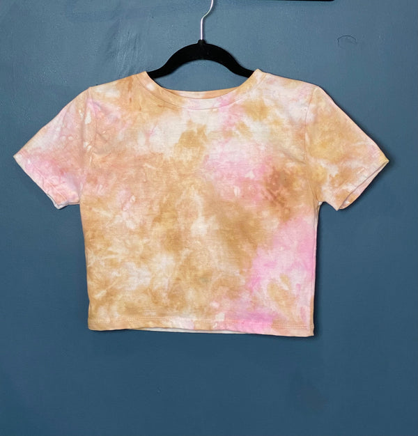 Playera teñida con oxido